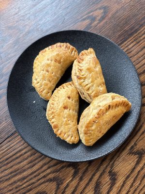 Cheese Cocktail Puff (each)