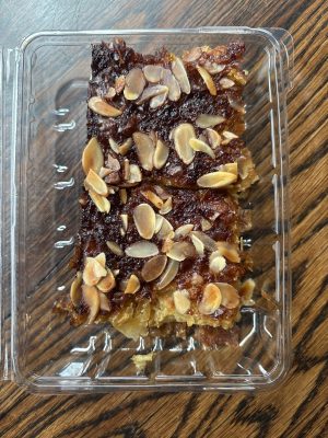 836a6c50-9785-40be-a8d4-0045799925f5-7650-0000327b8a1e31b7_file Orange Cake 2Pc