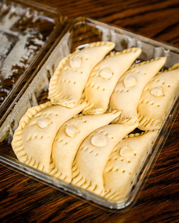 Spinach Puff Cocktail Pies 8's Frozen