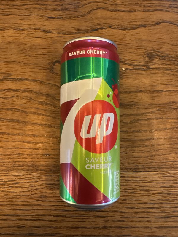 7 Up Cherry 330ml